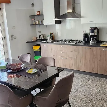 Casa Richiusa Calogero アパート Blufi